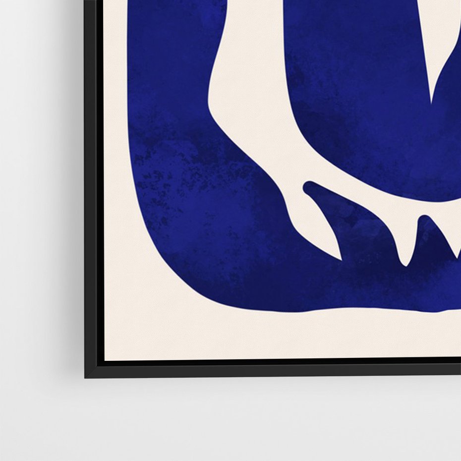 Obraz w ramie 70x100 - Bezgraniczne Echa Serca - abstrakcyjny obraz plakat, dziwne niebieskie kształty przypominają kwiat - rama czarna