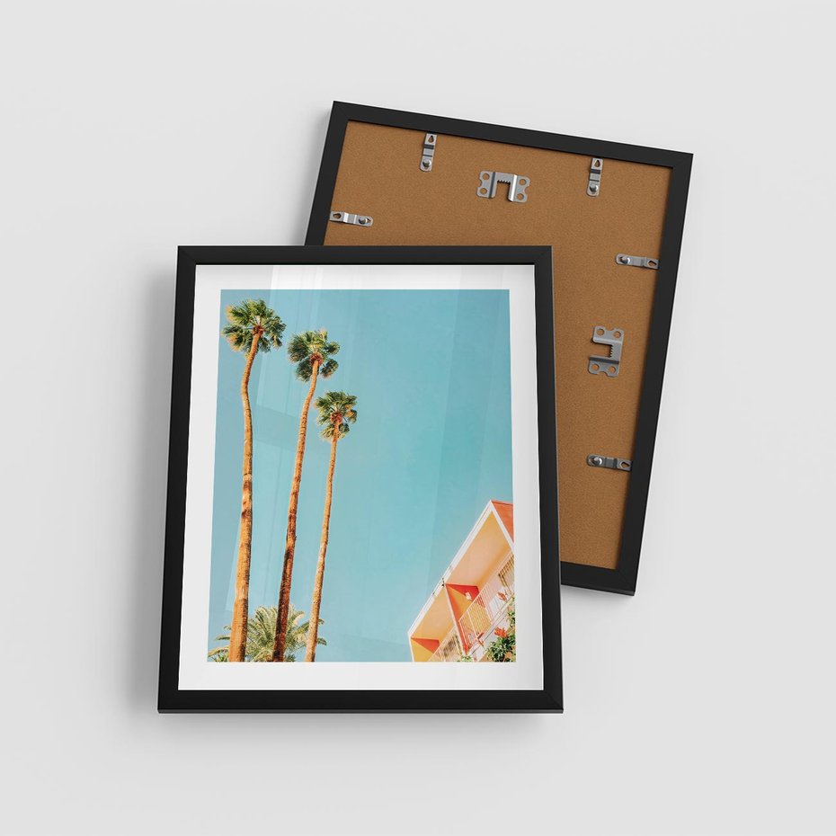 Plakat w ramie 40x50 - Letnie Marzenia - palmy, na tle nieba - rama czarna