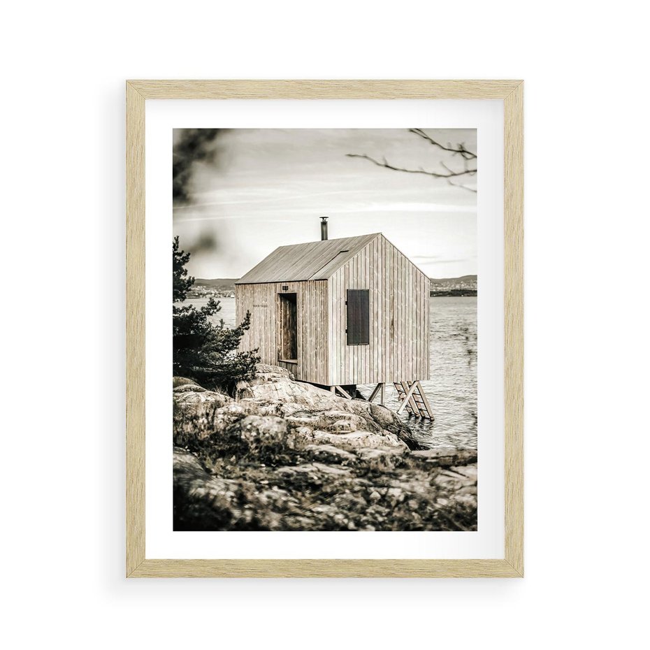 Plakat w ramie 40x50 - Nostalgiczna Oaza - rustykalny domek, domek nad jeziorem - rama drewno