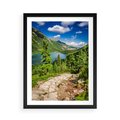 Plakat w ramie 50x70 - Jezioro górskie: harmonia natury - jezioro, góry - rama czarna