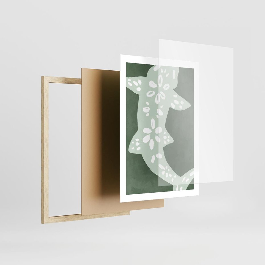 Plakat w ramie 50x70 - Migotliwe Wibracje Zieleni - zielony plakat, abstrakcja przypominająca rybę - rama drewno