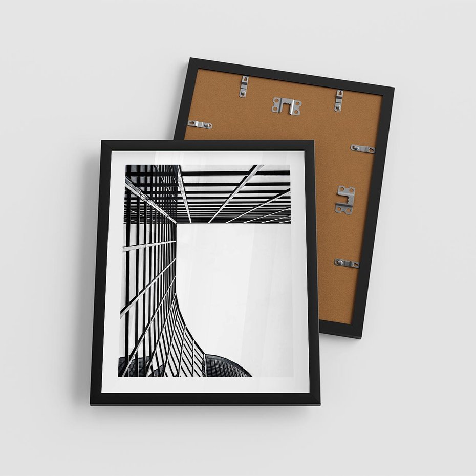 Plakat w ramie 40x50 - Minimalizm Wysokości - architektura, czarno białe zdjęcie - rama czarna