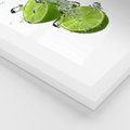 Plakat w ramie 30x40 - Kuchenne limonki na stole - limonki, kuchnia - rama biała