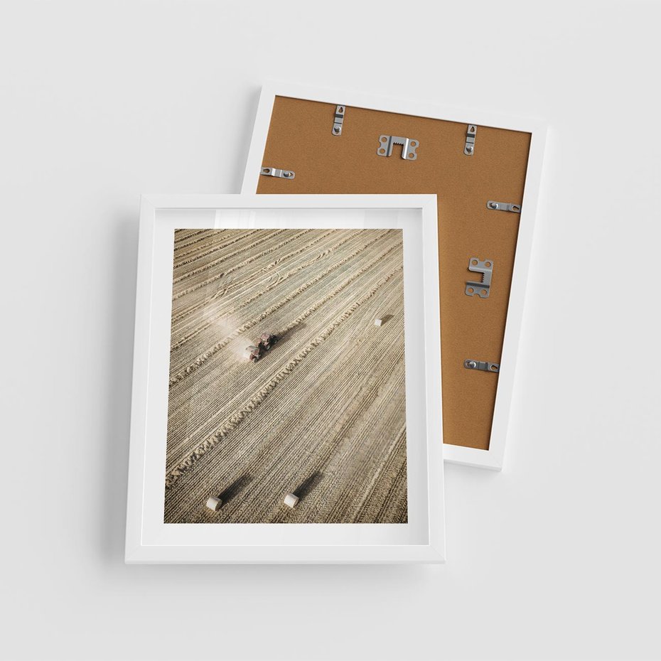 Plakat w ramie 40x50 - Rolnicza Praca - pole, traktor - rama biała