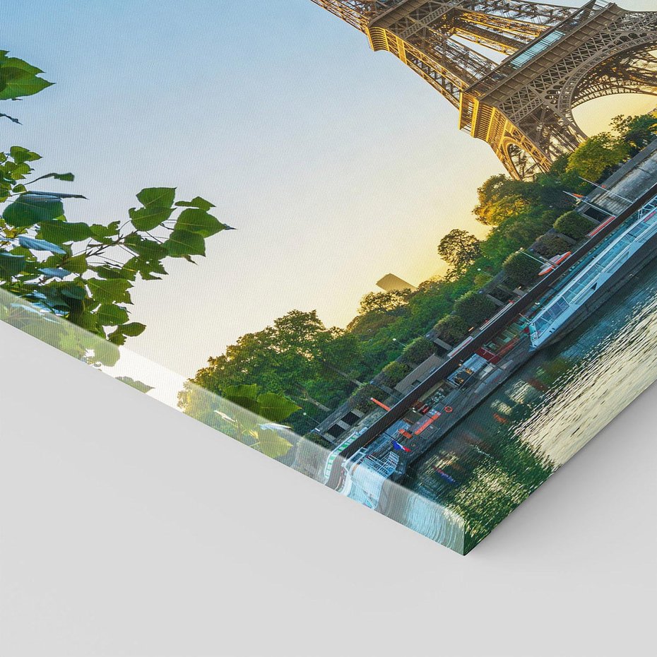 Obraz na płótnie 30x30 - Wieża Eiffla w blasku - Paryż, Francja