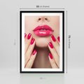 Plakat w ramie 50x70 - Wyrażenie Piękna - paznokcie, usta - rama czarna