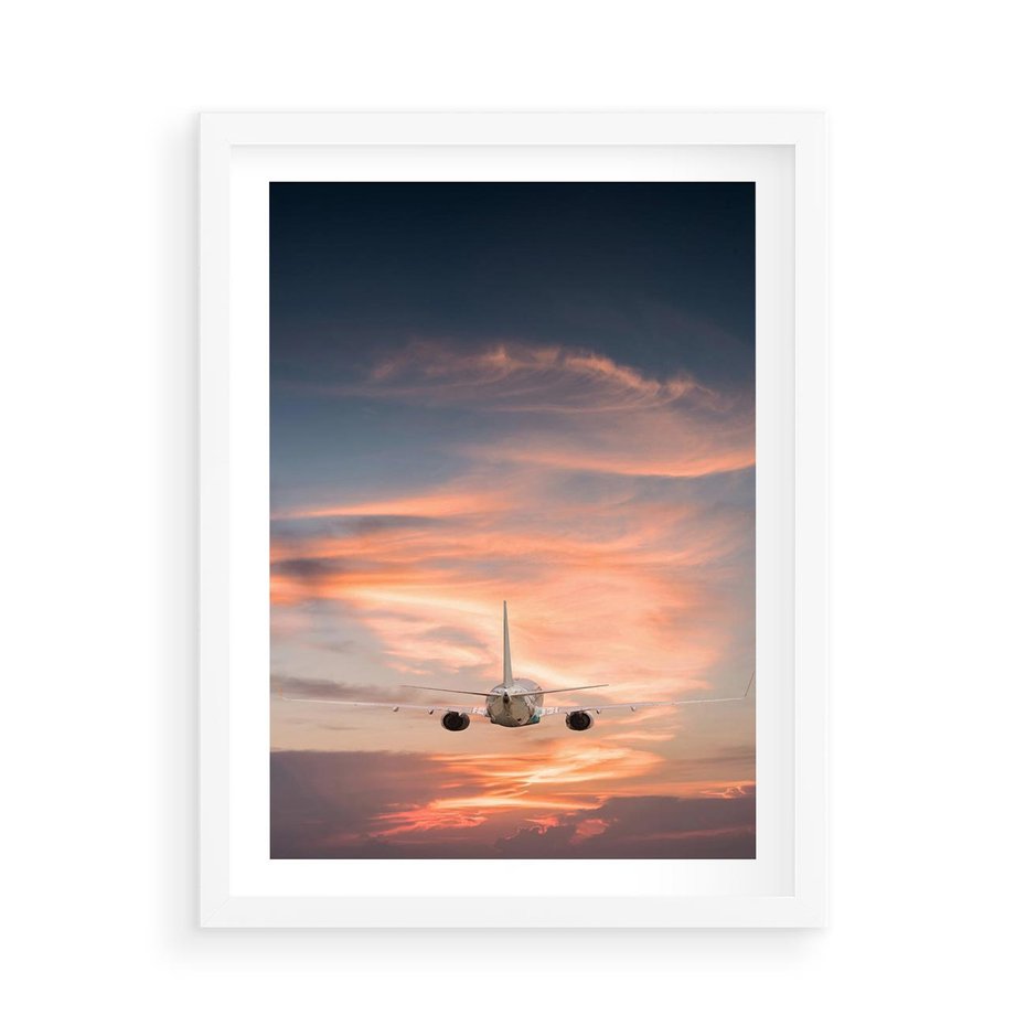 Plakat w ramie 50x70 - Podróż w Kierunku Słońca - samolot, samolot w powietrzu - rama biała