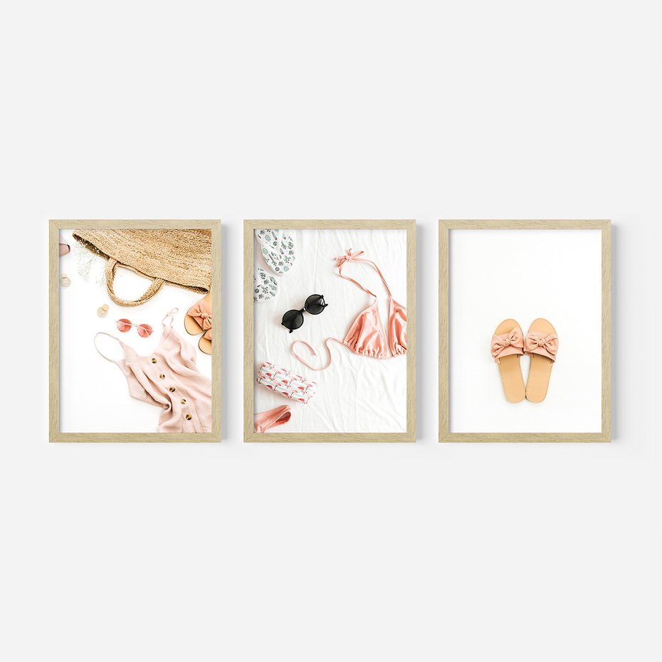 Zestaw obrazy w ramie 50x70 galeria - Wakacje, klapki, torba, moda - rama drewno