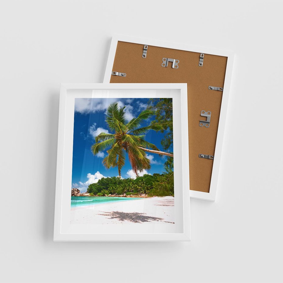 Plakat w ramie 40x50 - Oaza palm na plaży - palma, plaża - rama biała
