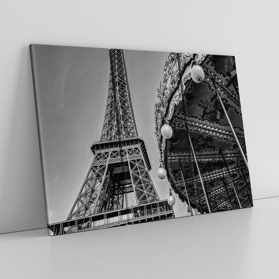 Obraz na płótnie 120x80 - Zabawa w Paryżu - czarno białe zdjecie, wieża eiffla