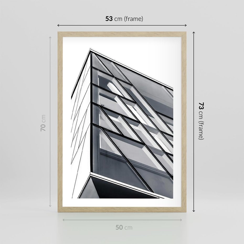 Plakat w ramie 50x70 - Architektura Przyszłości: Czarno-Białe Ujęcie - nowoczesna architektura, czarno białe zdjęcie - rama drewno