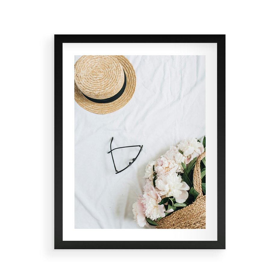 Plakat w ramie 40x50 - Urok Kobiecej Fotografii - kompozycja kobieca, fotografia - rama czarna