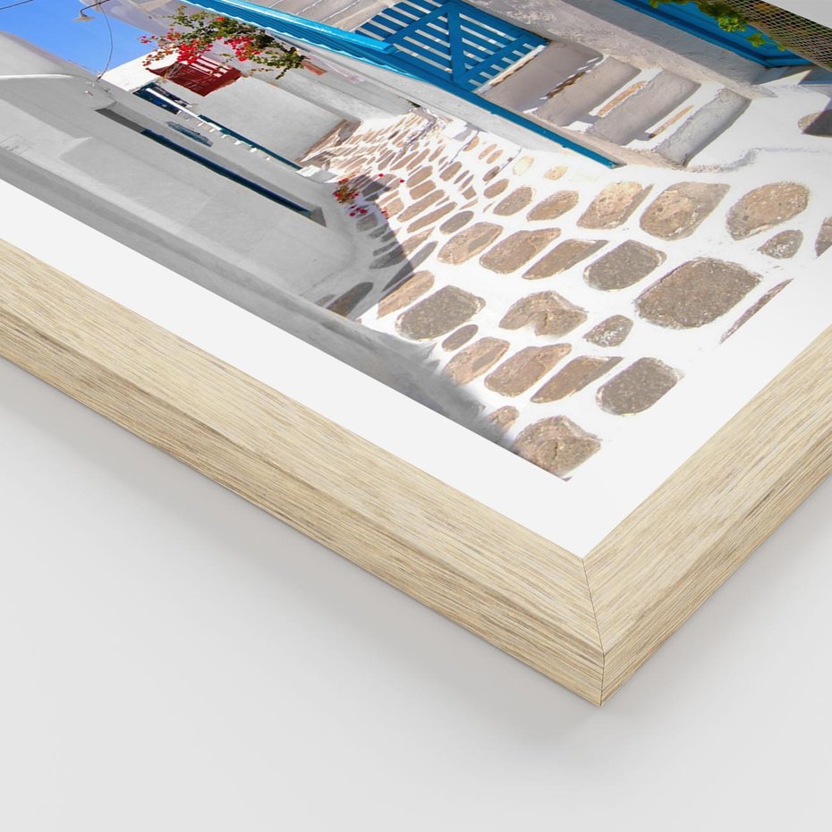 Plakat w ramie 30x40 - Santorini: urok Grecji - Santorini, Grecja - rama drewno