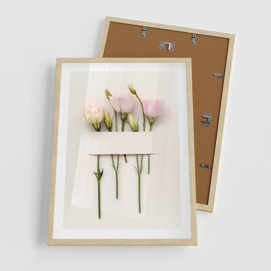 Plakat w ramie 50x70 - Białe kwiatowe uniesienia - białe, kwiaty - rama drewno