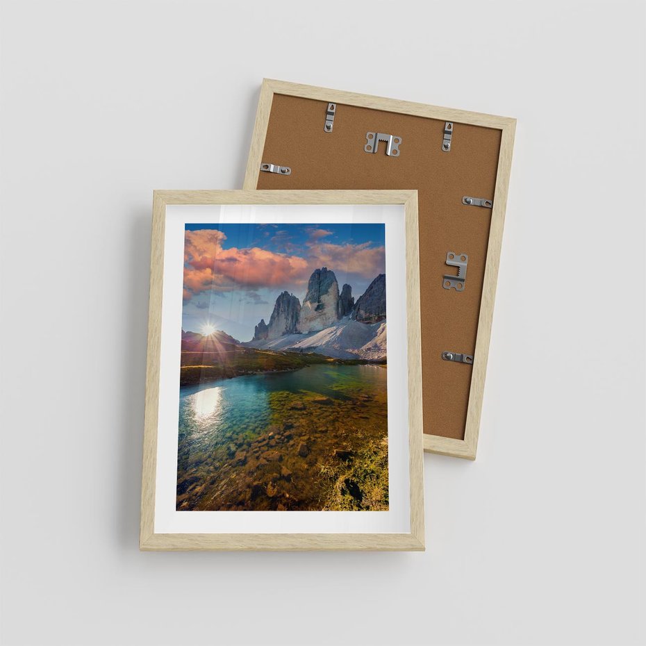 Plakat w ramie 30x40 - Jezioro wśród majestatycznych gór - jezioro, góry - rama drewno
