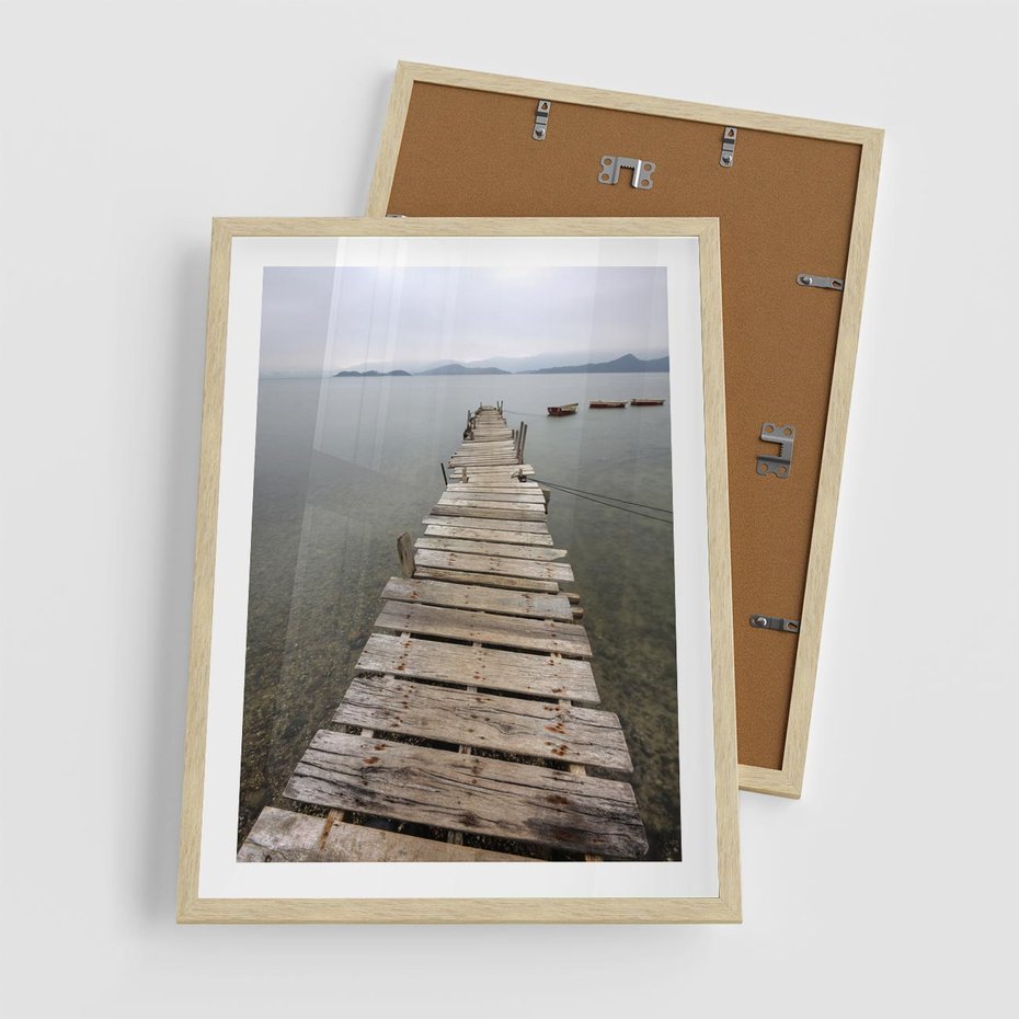 Plakat w ramie 50x70 - Jeziorne Refleksje - pomost, jezioro - rama drewno