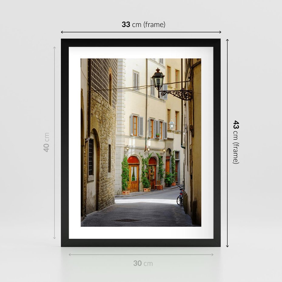 Plakat w ramie 30x40 - Uliczka: perspektywa miejskiego krajobrazu - uliczka, perspektywa - rama czarna