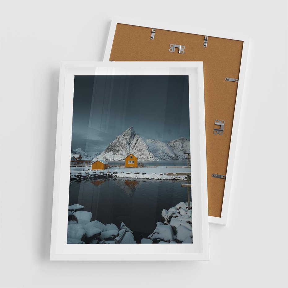 Plakat w ramie 50x70 - Minimalizm i Urok Natury - skandynawskie, domki - rama biała