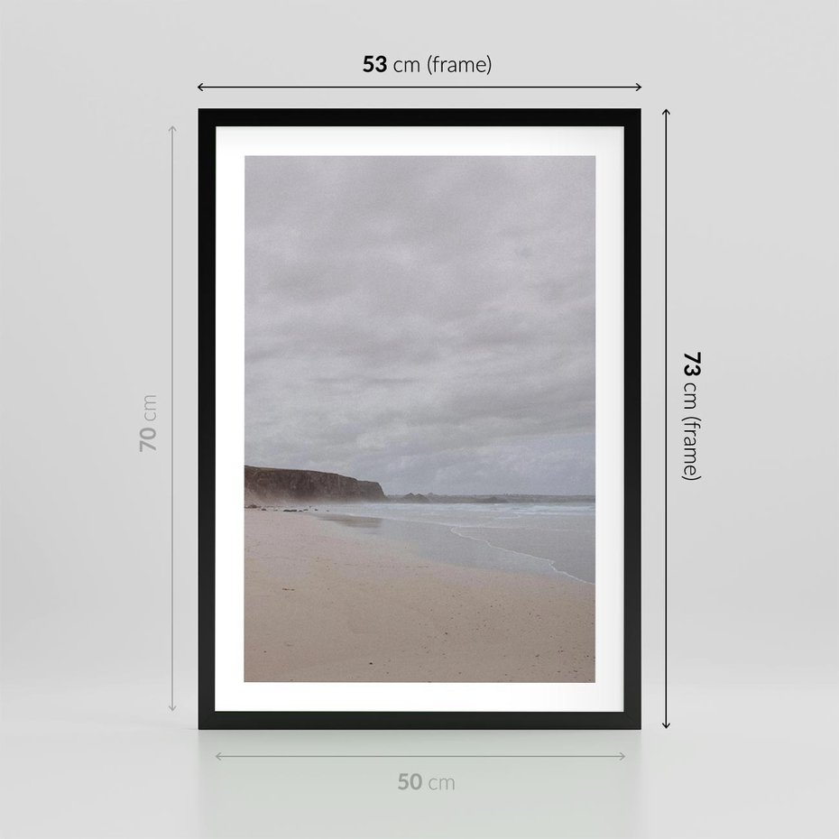 Plakat w ramie 50x70 - Mglista plaża - plaża, mgła - rama czarna