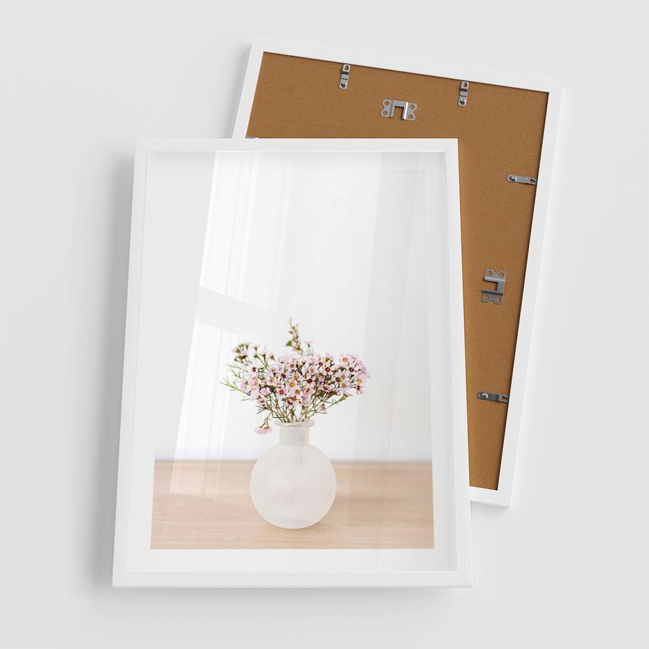 Plakat w ramie 50x70 - Kwiaty w Minimalistycznym Wazonie - kwiaty, wazon - rama biała