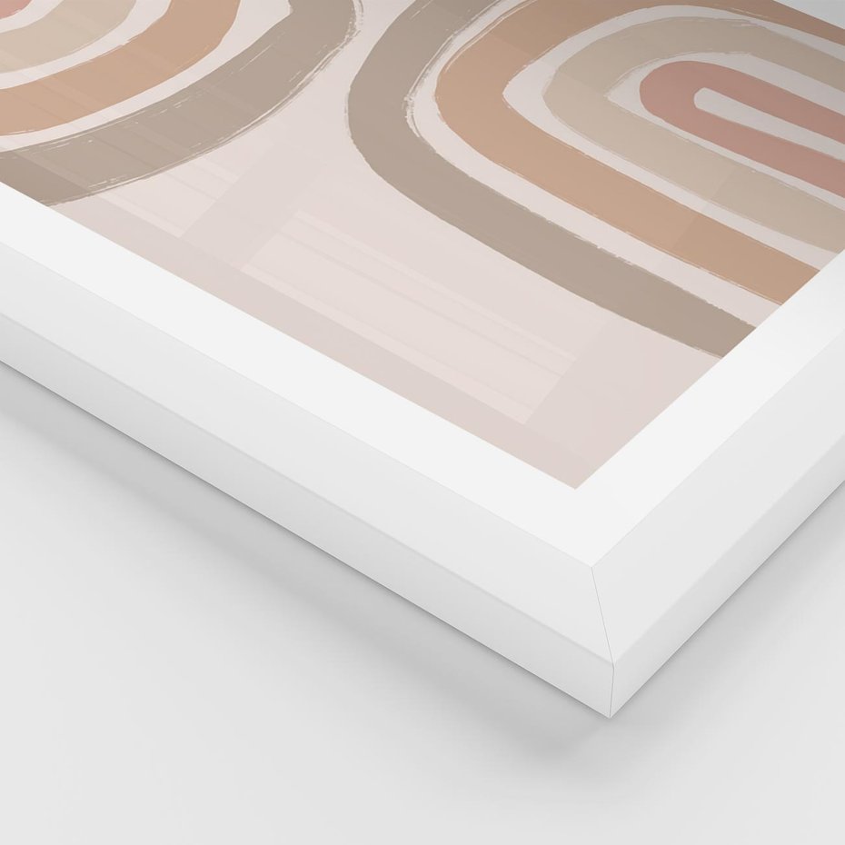 Plakat w ramie 50x70 - Migotliwe Tęczowe Przestrzenie - abstakcyjne tęcze, delikatne odcienie beżu - rama biała
