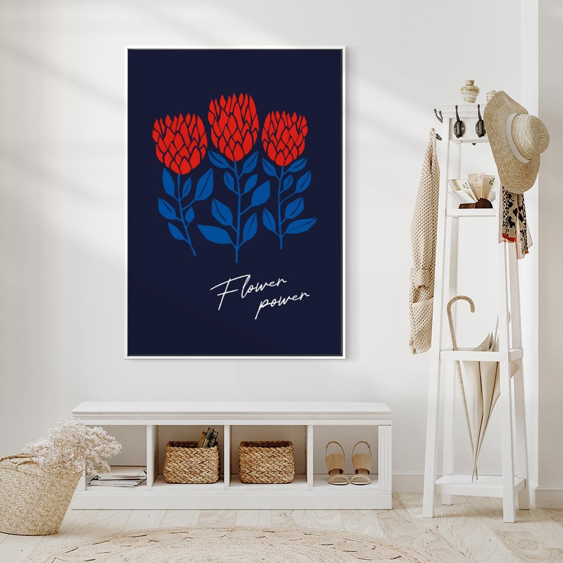 Obraz w ramie 70x100 - Podróżne Barwy - czerwone abstrakcyjne kwiaty, granatowe tło - rama biała