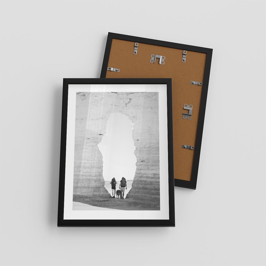 Plakat w ramie 30x40 - Podróżna Eksploracja - Echa Przygody - rama czarna