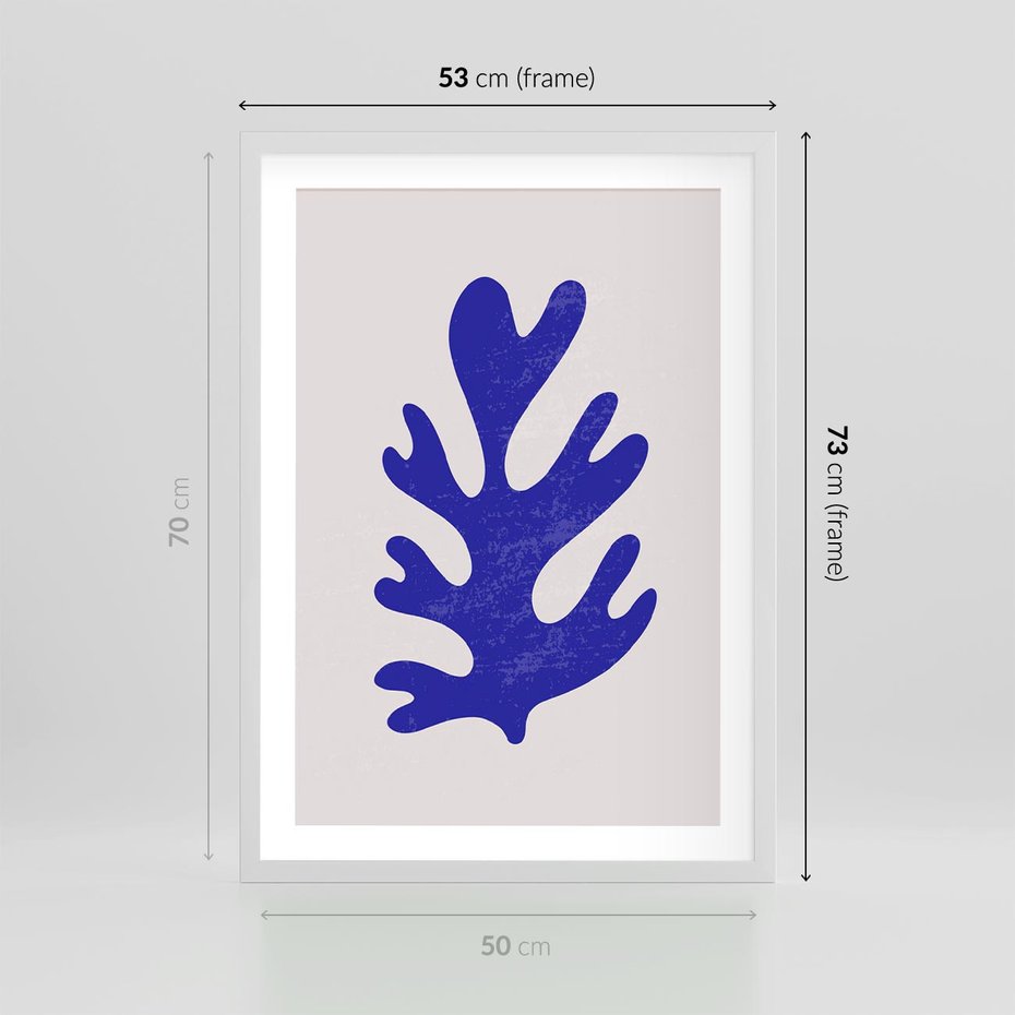Plakat w ramie 50x70 - Przenikająca Struktura - boho plakat, niebieski liść w intensywnym kolorze - rama biała
