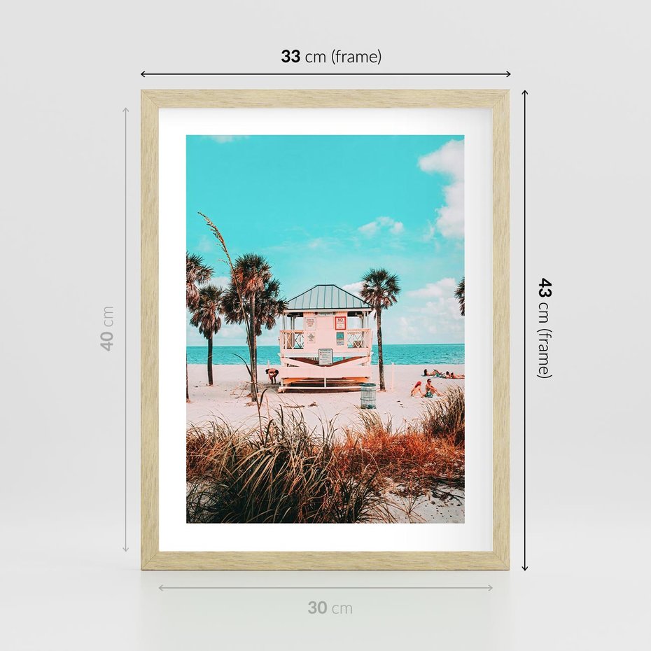Plakat w ramie 30x40 - Plaża, Palmy i Spokój Miami - budka ratownika, plaża Miami - rama drewno