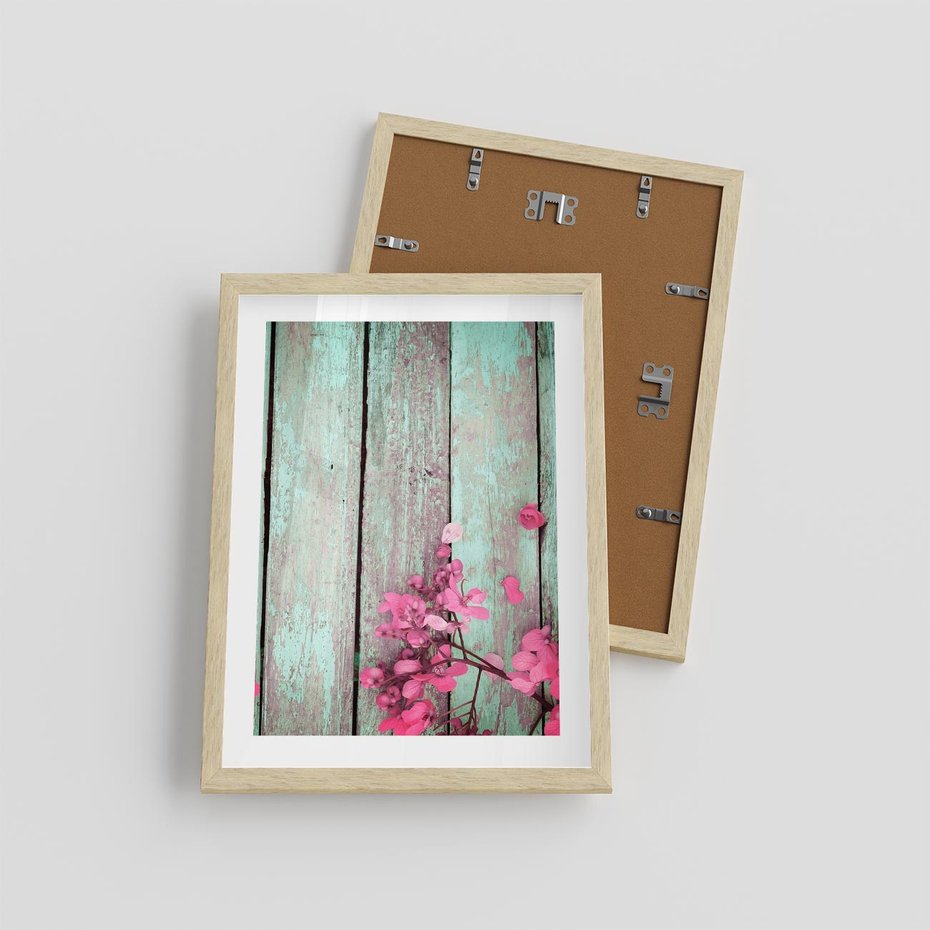 Plakat w ramie 30x40 - Urok Dawnych Czasów - kwiaty, deski - rama drewno