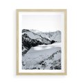Plakat w ramie 50x70 - Biały Zimowy Pejzaż - góry w zimie, ośnieżone wysokie szczyty - rama drewno