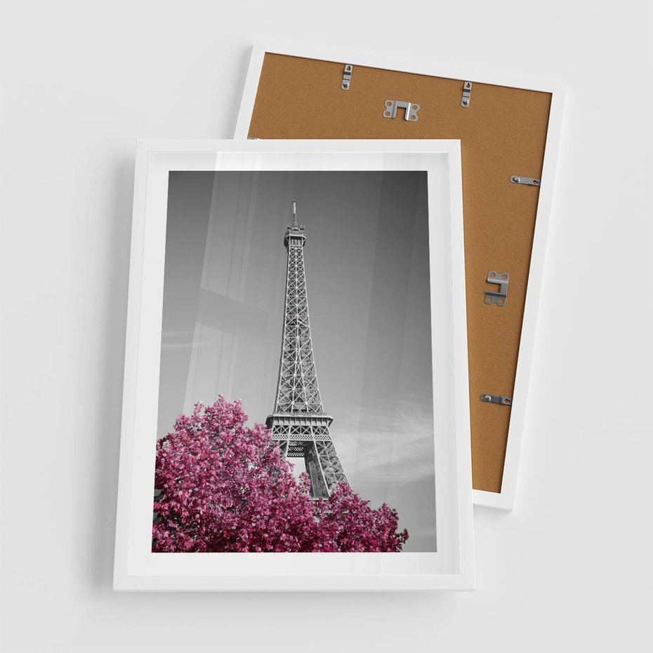 Plakat w ramie 50x70 - Różowy Paryż - czarno białe zdjęcie, wieża eiffla - rama biała