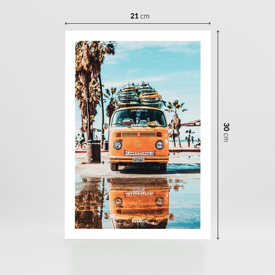 Plakat bez ramy 21x30 - Wakacje na Kółkach - kamper, deski surfingowe na dachu