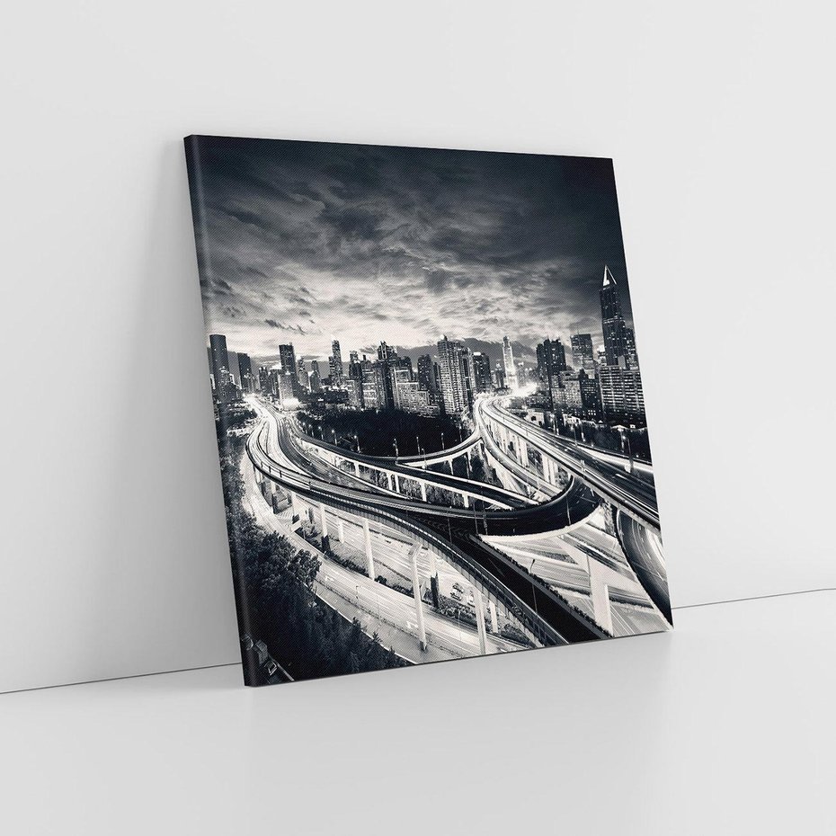 Obraz na płótnie 80x80 - Miejska Symfonia - miasto, nocą