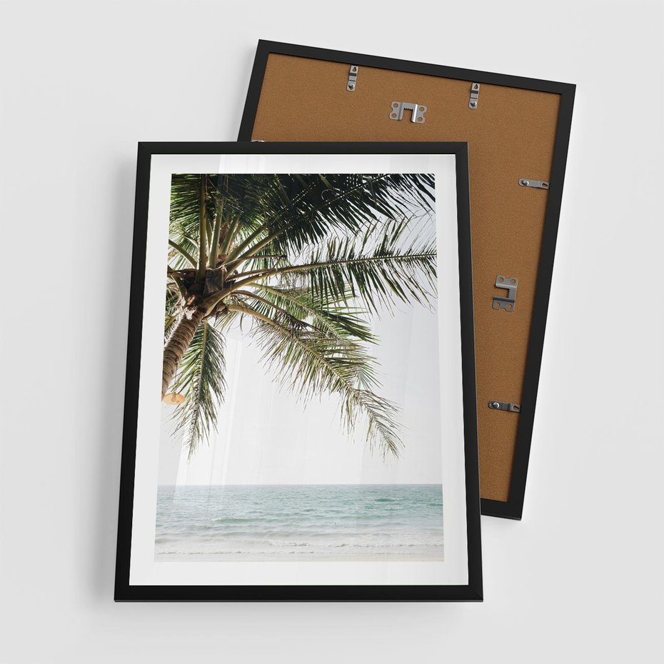 Plakat w ramie 50x70 - Wakacyjne Marzenie - palma nad morzem, - rama czarna