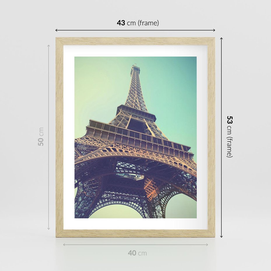 Plakat w ramie 40x50 - Wieża Eiffla w czarno-białej odsłonie - Eiffla, Paryż - rama drewno