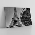 Obraz na płótnie 120x80 - Zabawa w Paryżu - czarno białe zdjecie, wieża eiffla
