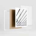 Plakat w ramie 40x50 - Czarno-Biała Fotografia Architektury - nowoczesna architektura, bialo czarny - rama biała
