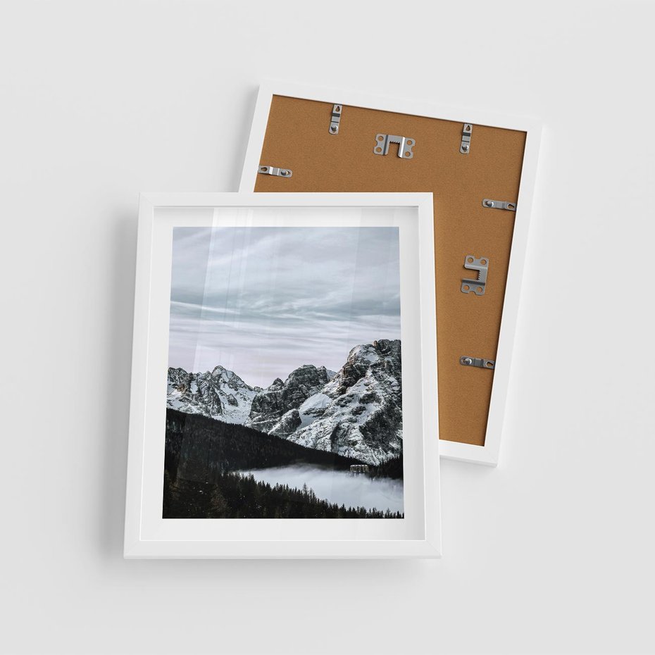 Plakat w ramie 40x50 - Malowniczy Krajobraz ze Śniegiem - góry, śnieg - rama biała