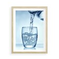Plakat w ramie 50x70 - Chłodząca szklanka wody - szklanka, wody - rama drewno