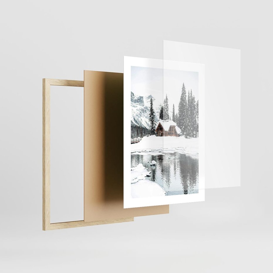 Plakat w ramie 30x40 - Urok Zimowego Krajobrazu - domek w górach, zima - rama drewno