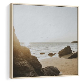 Obraz w ramie 50x50 - Magia Wieczornego Spokoju - plaża, zachód - rama drewno