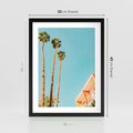 Plakat w ramie 30x40 - Letnie Marzenia - palmy, na tle nieba - rama czarna