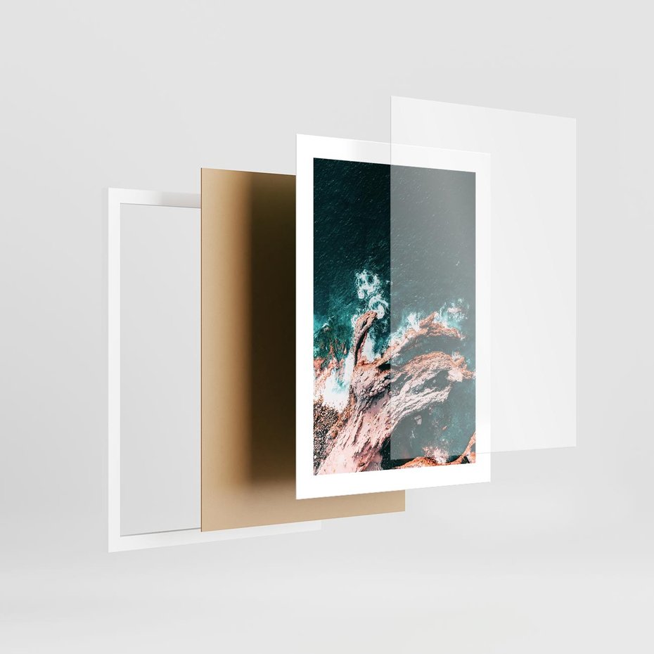 Plakat w ramie 30x40 - Fale i Skały w Spokoju i Burzy - morze, fale rozbijają się o skały - rama biała