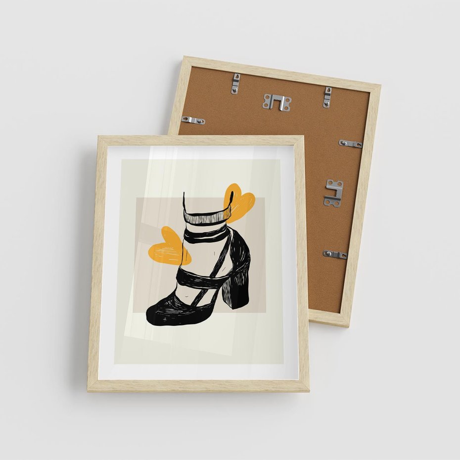 Plakat w ramie 40x50 - Elegancja w Szkicu: Stopa w Bucie na Obcasie - grafika, czarny szkic - rama drewno