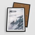 Plakat w ramie 50x70 - Czystość Natury - ośnieżone szczyty górskie, pejzaż - rama czarna