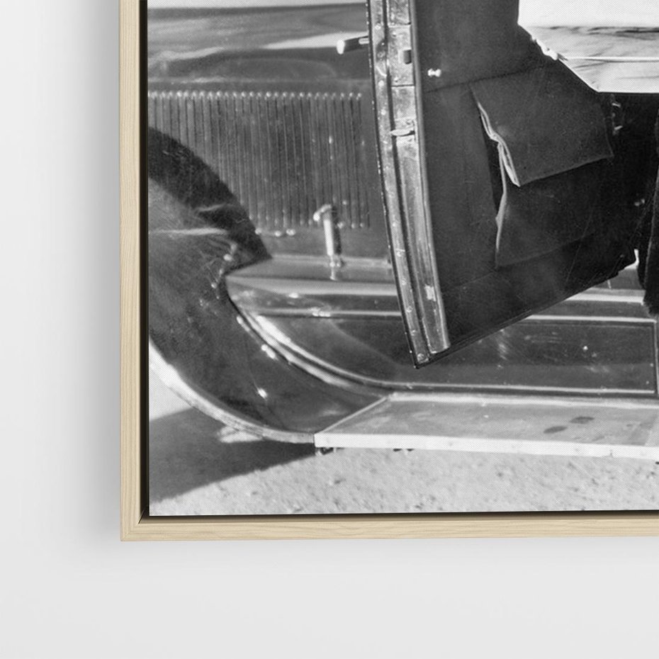 Obraz w ramie 70x50 - Nostalgiczna Podróż - fotografia vintage, lata 30 - rama drewno