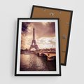 Plakat w ramie 50x70 - Eiffla: ikona Paryża - Eiffla, Paryż - rama czarna