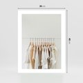 Plakat bez ramy 30x40 - Elegancja Prostoty - ubrania, modowa fotografia