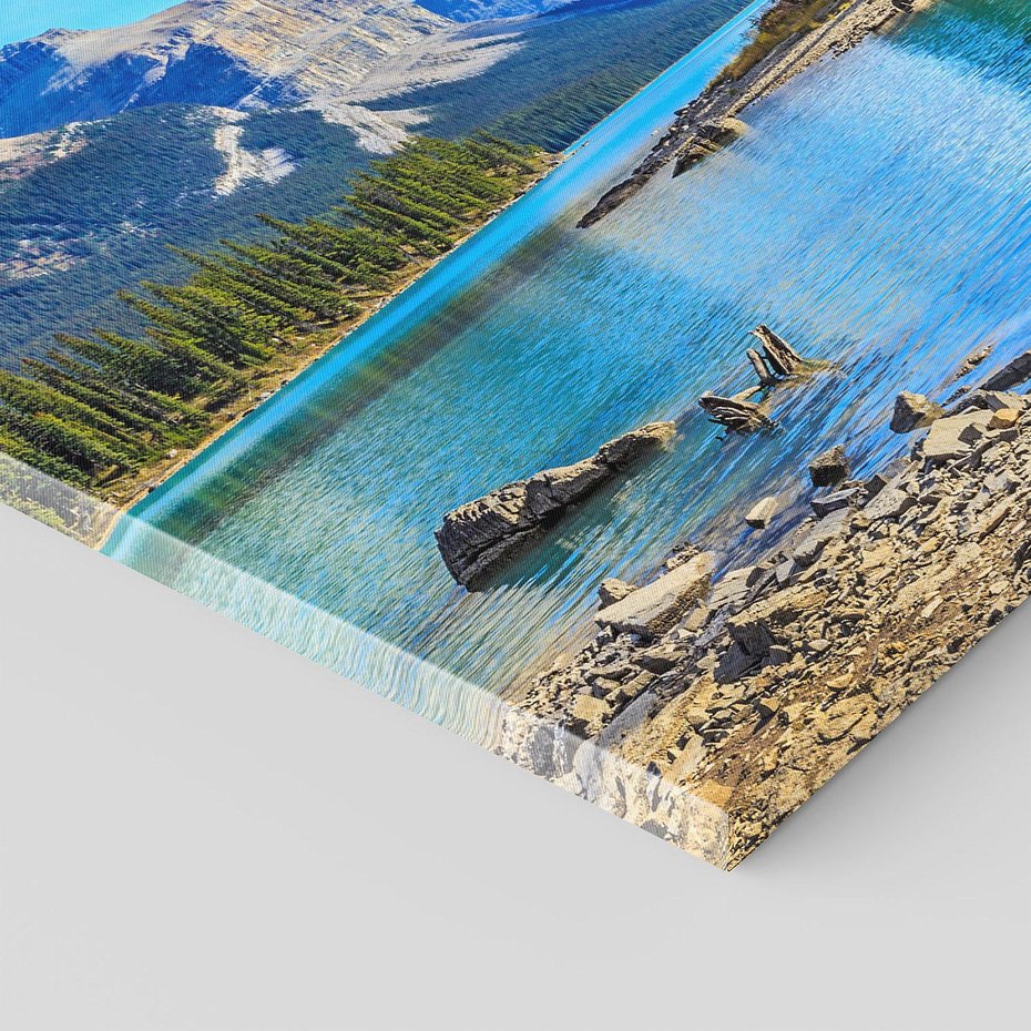 Obraz na płótnie 120x80 - spotkanie natury - góry, jezioro